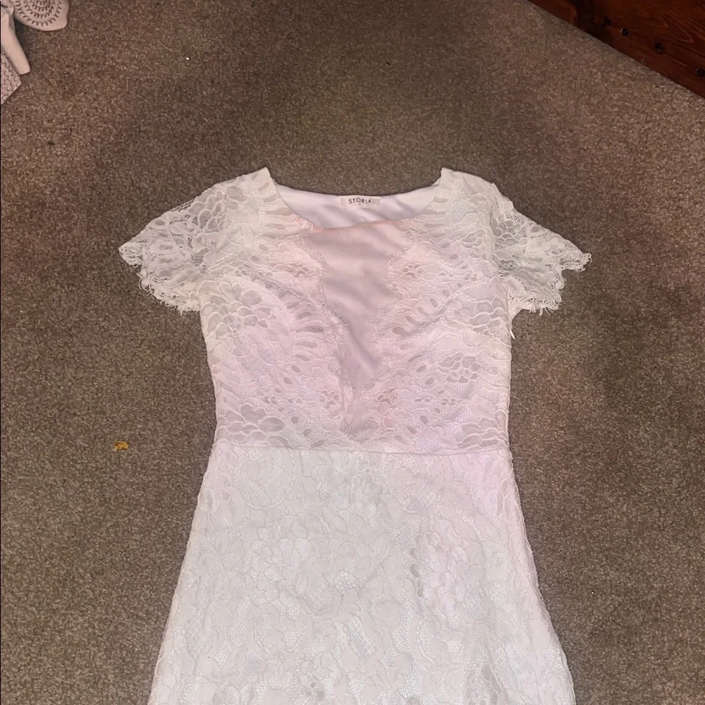 Storia White Lace Mini Dress - Picture 2 of 7